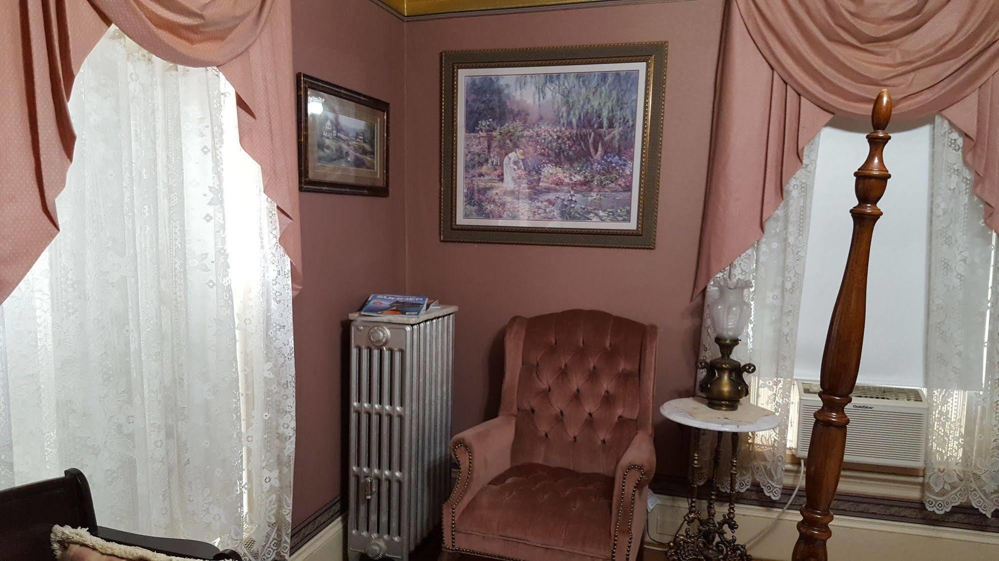 Holidae House Bed & Breakfast 베델 외부 사진